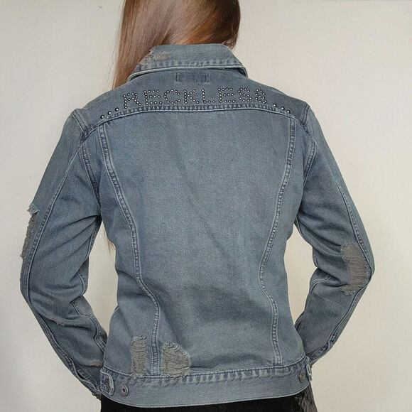 Lucky Brand Distressed Punk Rock Stay Reckless Studded Dark Denim Jacket Sz Med - Picture 5 of 9
